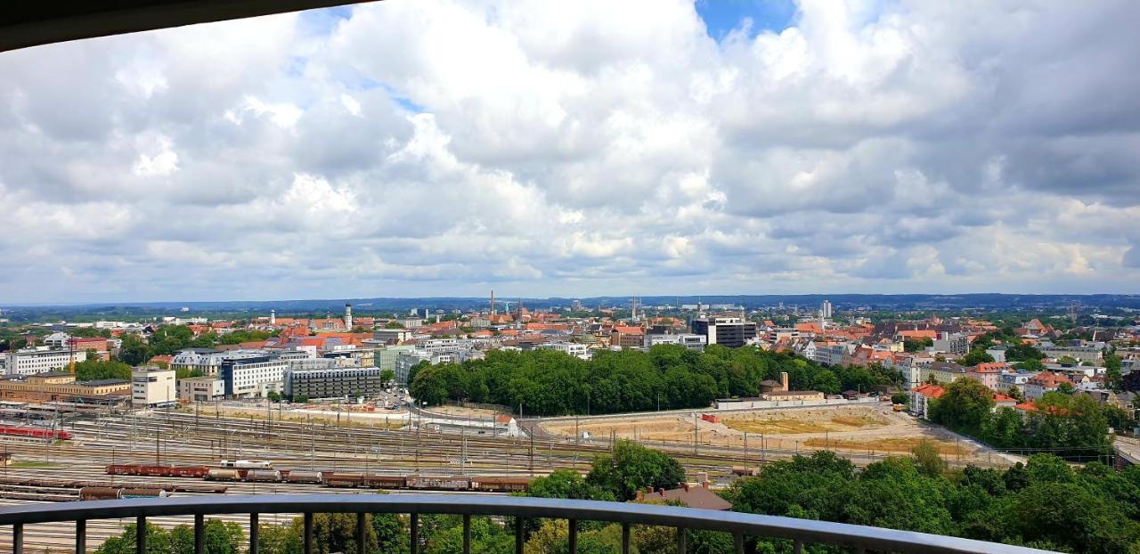 Suite-Xxi City View Hotelturm Augsburg Exteriör bild