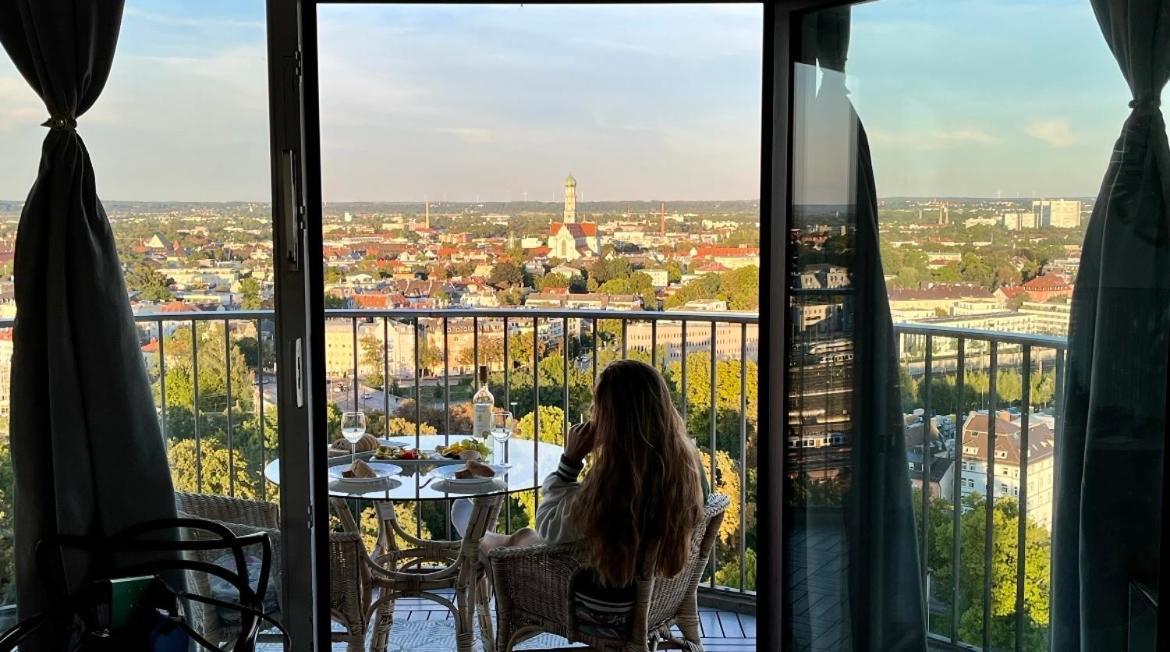 Suite-Xxi City View Hotelturm Augsburg Exteriör bild